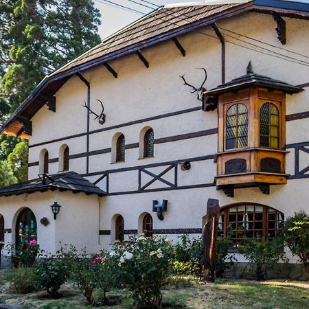 Hosteria La Posta Del Cazador San Martín de los Andes Kültér fotó