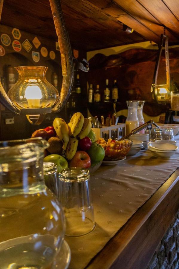 Hosteria La Posta Del Cazador San Martín de los Andes Kültér fotó