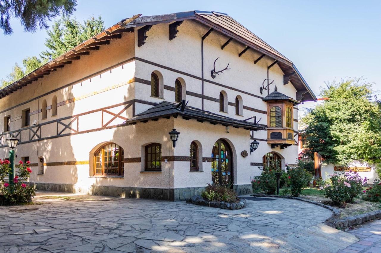 Hosteria La Posta Del Cazador San Martín de los Andes Kültér fotó