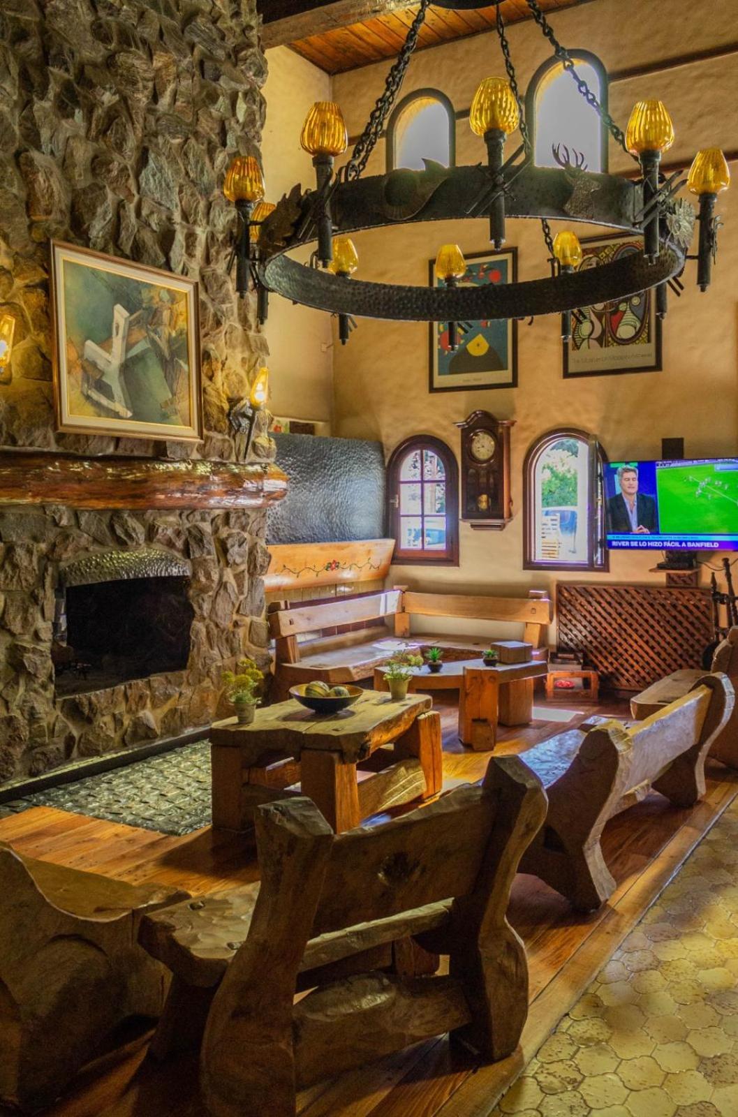 Hosteria La Posta Del Cazador San Martín de los Andes Kültér fotó