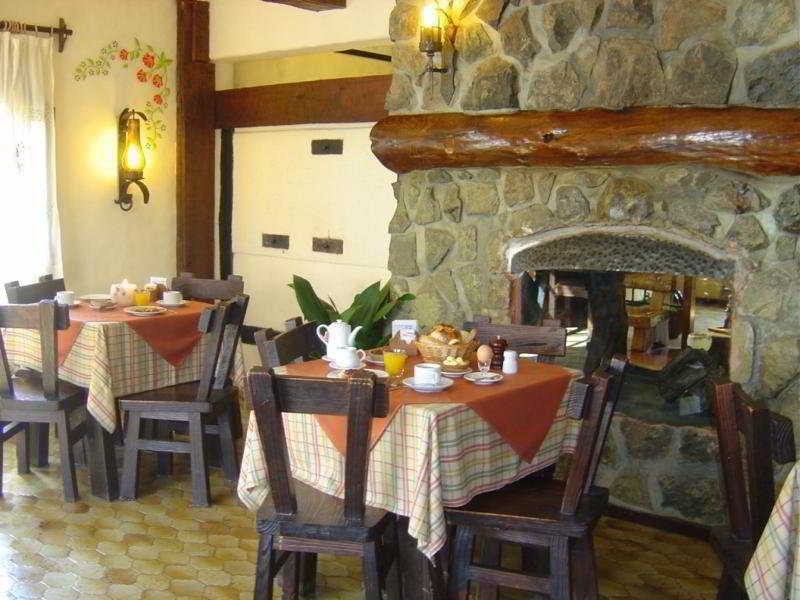Hosteria La Posta Del Cazador San Martín de los Andes Kültér fotó