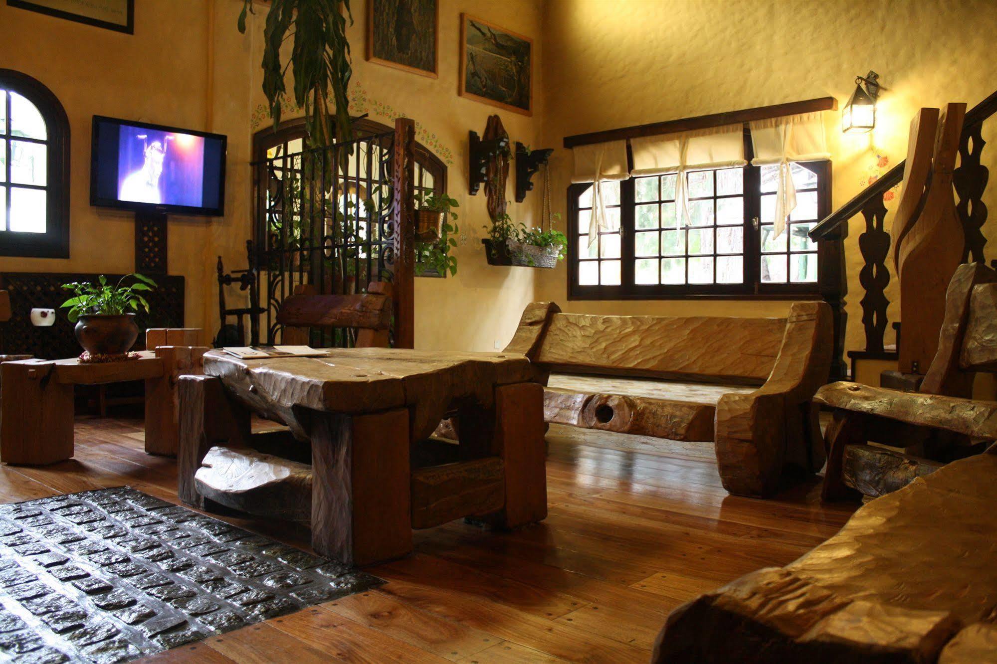 Hosteria La Posta Del Cazador San Martín de los Andes Kültér fotó