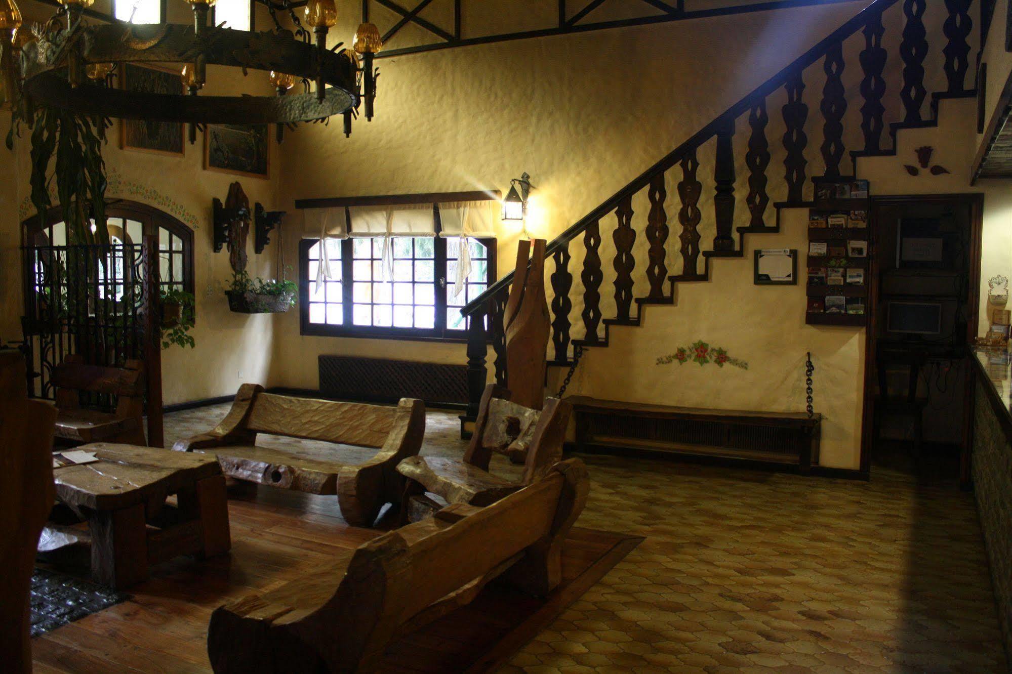 Hosteria La Posta Del Cazador San Martín de los Andes Kültér fotó